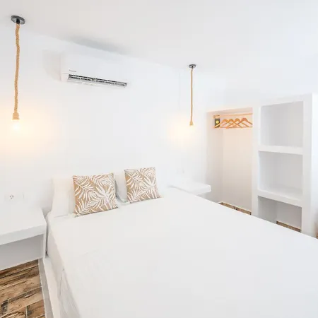 Azure Horizon Holiday home *